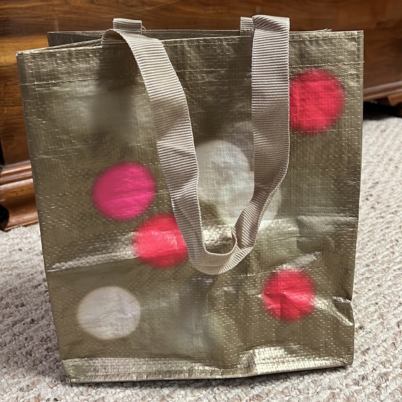 ◻️ATHLETA: Reuseable, medium size bag, gold w/dot pattern, barely used◻️ - Picture 5 of 7